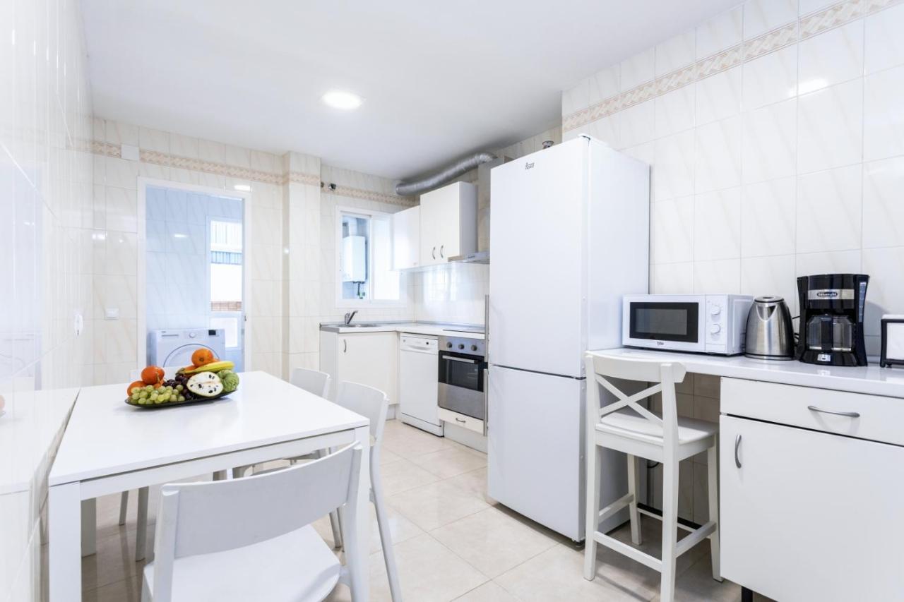 Rentcostadelsol Malagueta Arenal Malaga Bagian luar foto