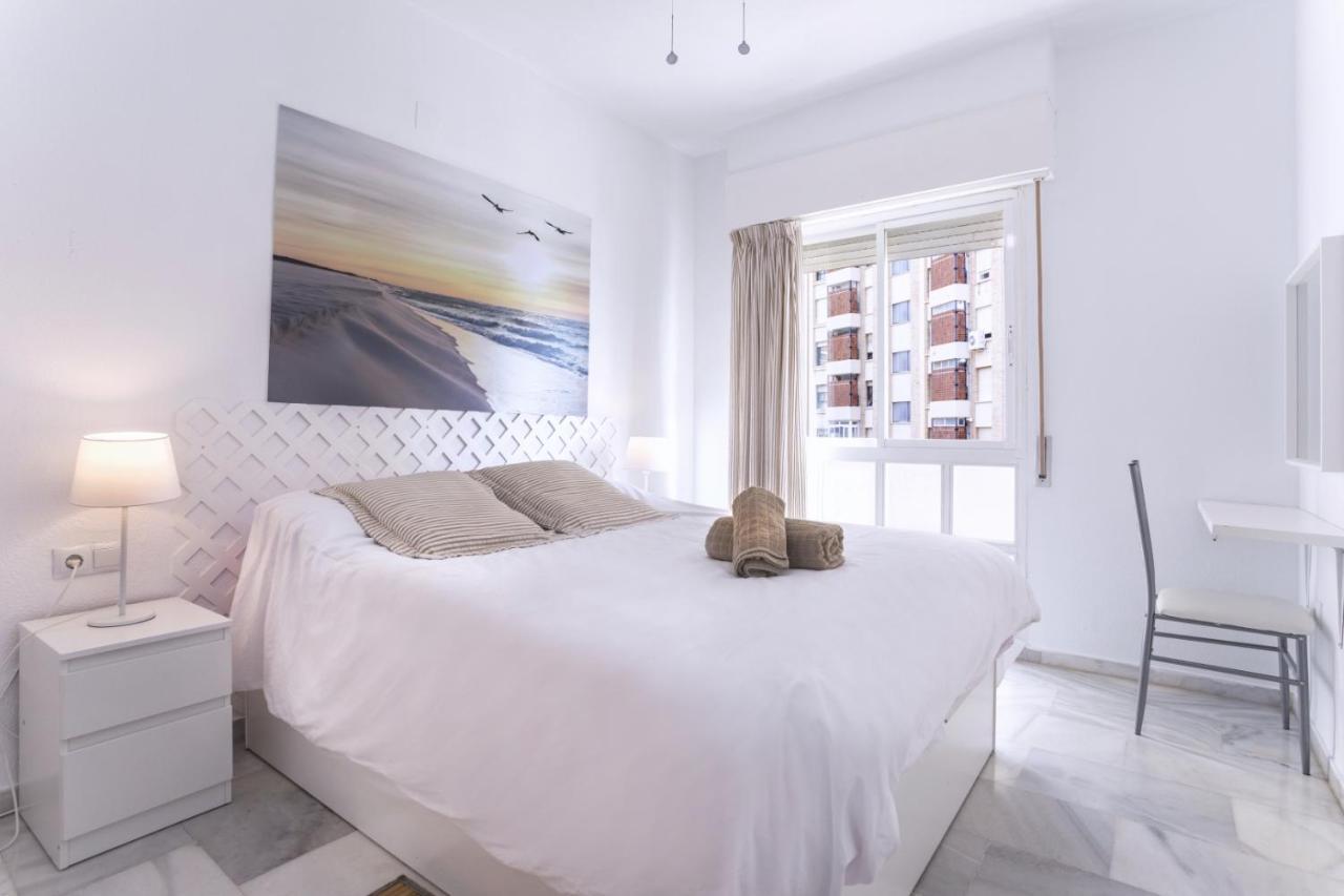 Rentcostadelsol Malagueta Arenal Malaga Bagian luar foto