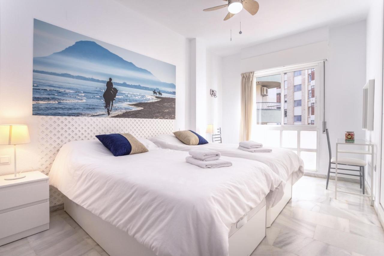 Rentcostadelsol Malagueta Arenal Malaga Bagian luar foto